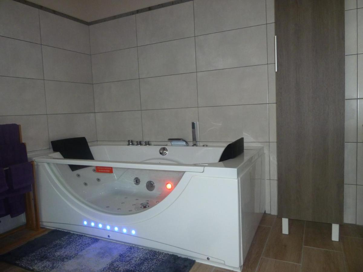 Maison Elizondoa - Chambres, Restaurant Et Spa Masparraute Екстер'єр фото